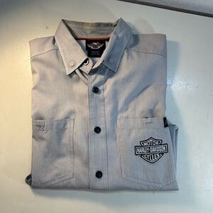 Harley-Davidson Gray Button-Up Shirt